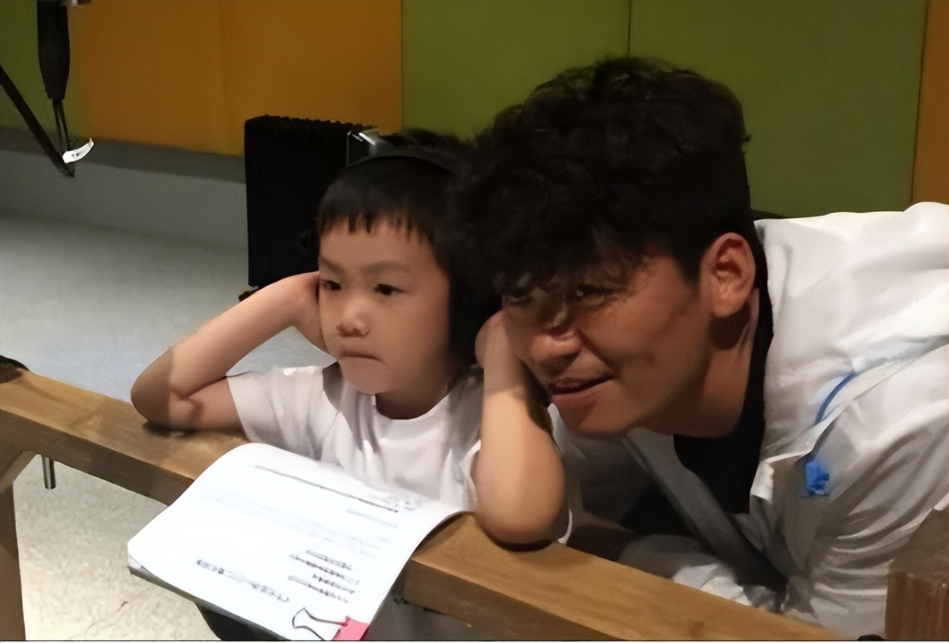 王宝强与马蓉离婚后的生活对比,王宝强离婚给马蓉分了多少钱