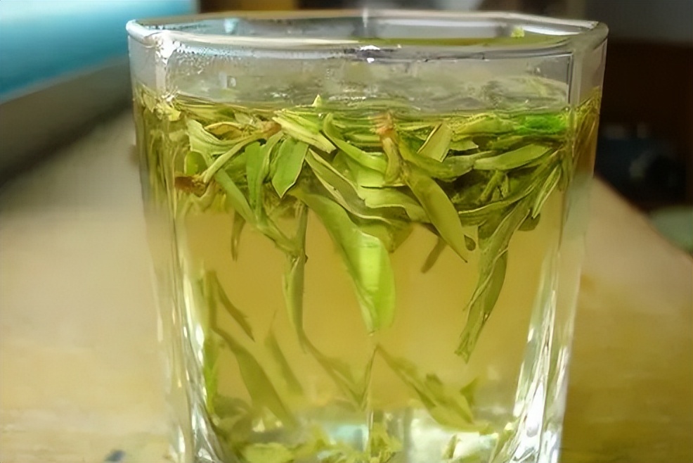 真空包装的铁观音茶叶保质期多久,茶叶的保质期有多久