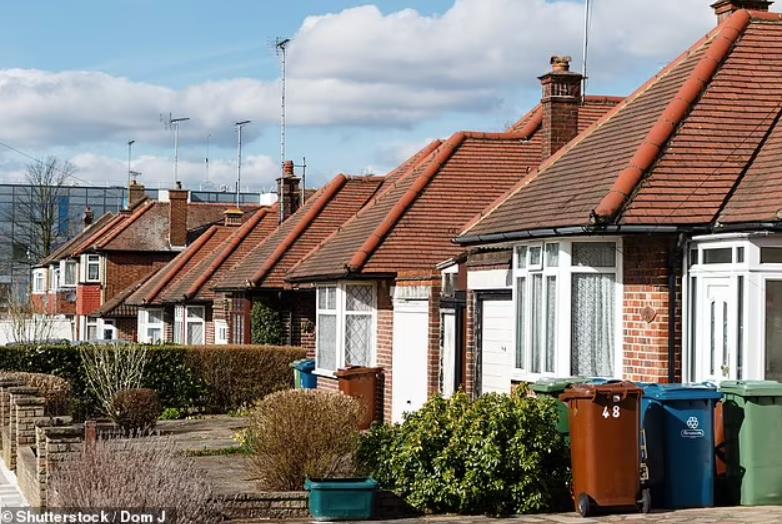 英国现在建的房子样式,英国现代农村房子