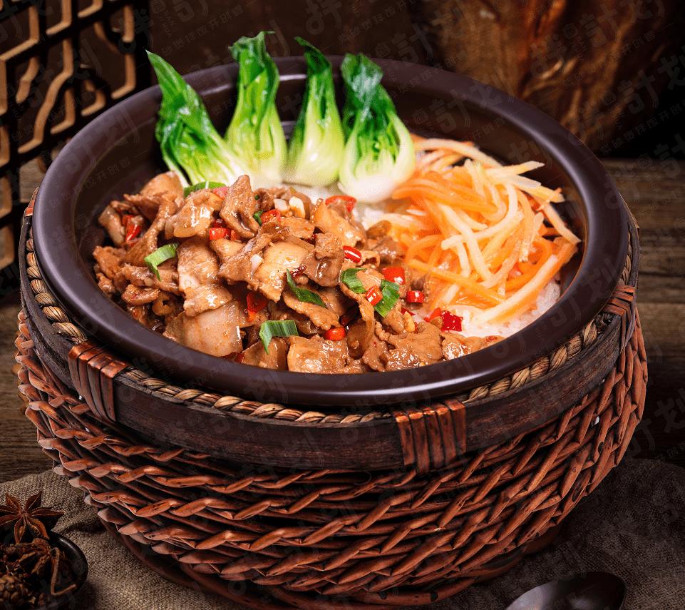 我们跟煲仔饭很相近但我们不是煲仔饭我们是拌饭计划紫砂煲拌饭