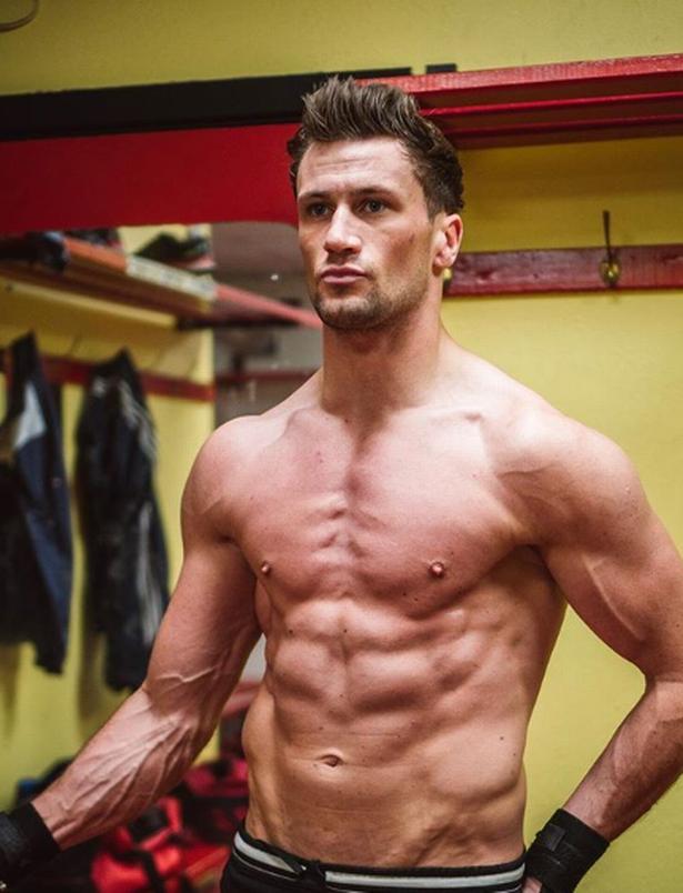 韦恩wayne第一季08上,韦恩wayne美剧第二季