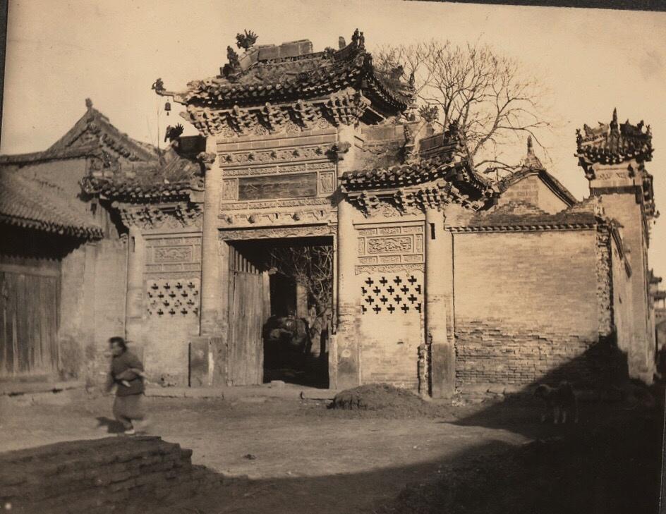 日军日记:*安妇慰**不服从管教,我很愤怒,用*刀刺**插入她的*体下**