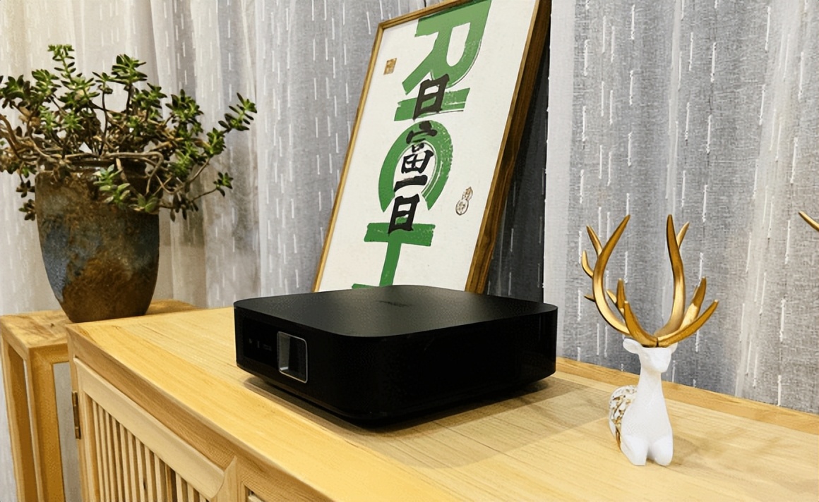 大眼橙x7dpro投影仪横评,大眼橙投影仪x7dpro测试