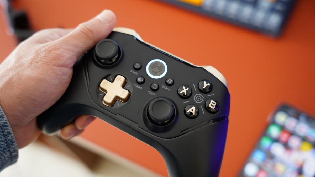 北通阿修罗二游戏手柄测评,无线北通阿修罗3s游戏手柄