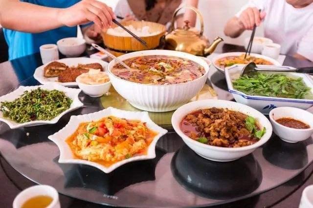 经常喝普洱茶到底是养生还是养癌,普洱茶抗癌的深度探讨