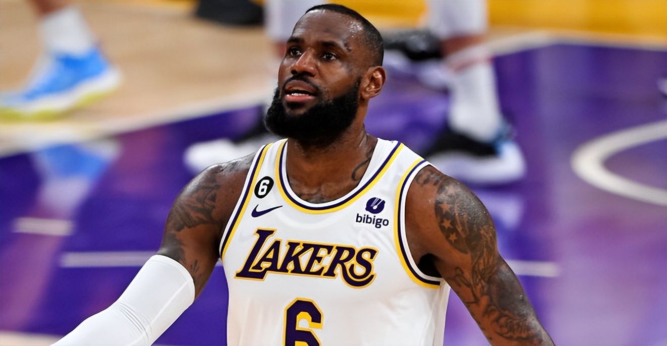 惨败25分4连败湖人究竟是怎么了,湖人替补大逆转绿军