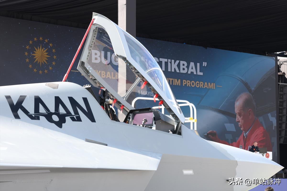 土耳其五代机起飞,土耳其五代机飞行