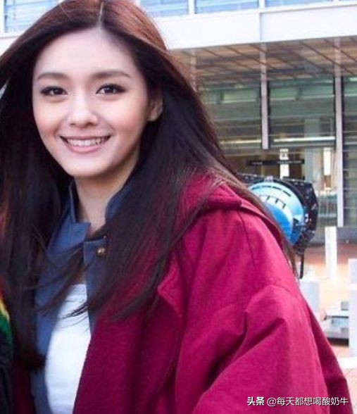 如何评价大s的颜值,大s女儿的真实长相