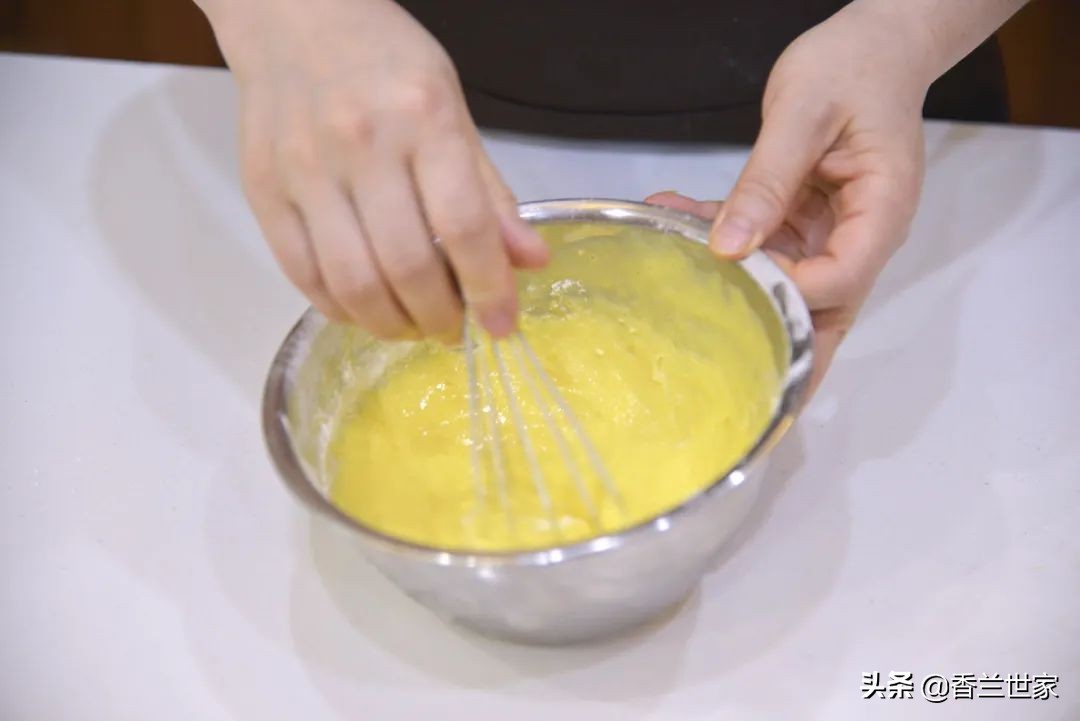 香兰纸杯蛋糕教程,香兰蛋糕制作教程