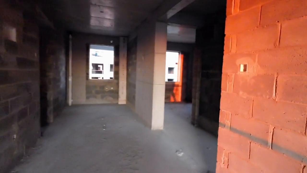 中央学府169户型180万,好房推荐学府9层126平精装