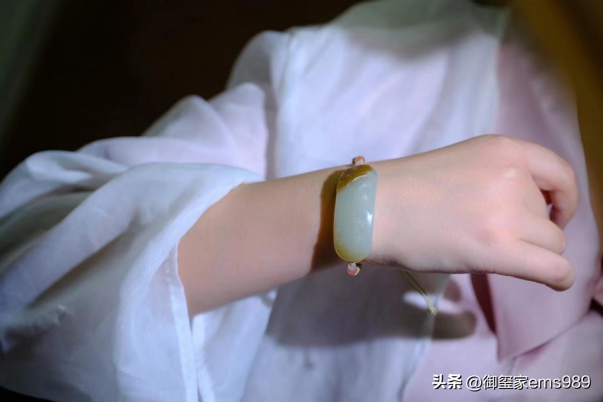 送玉给女孩子送什么好,送什么玉给老婆好