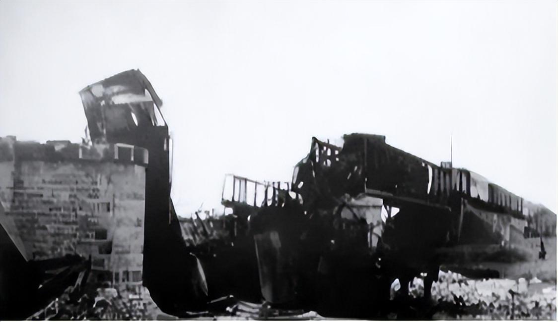 日本军日记：部下玷污了花姑娘，她在夜晚用剪刀愤怒剪断皇军*体下**