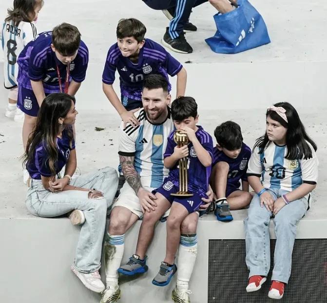 足球之神梅西,足球之神梅西纪录片