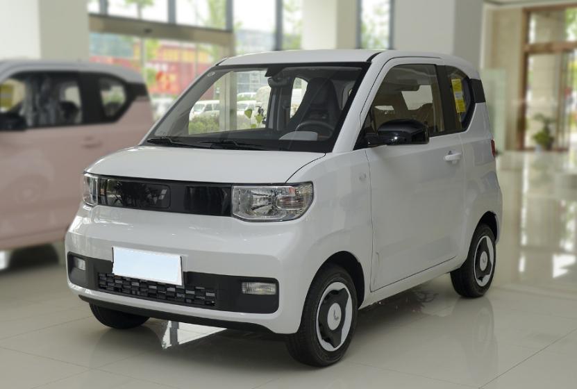 五菱宏光miniev2020和2021区别,五菱宏光miniev2021款对比2020款