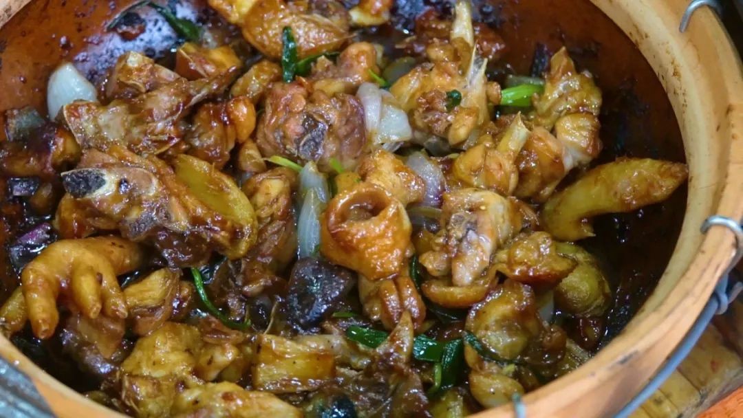 粤夜粤潮丨今晚去边度食？广州的夜，色香味俱全