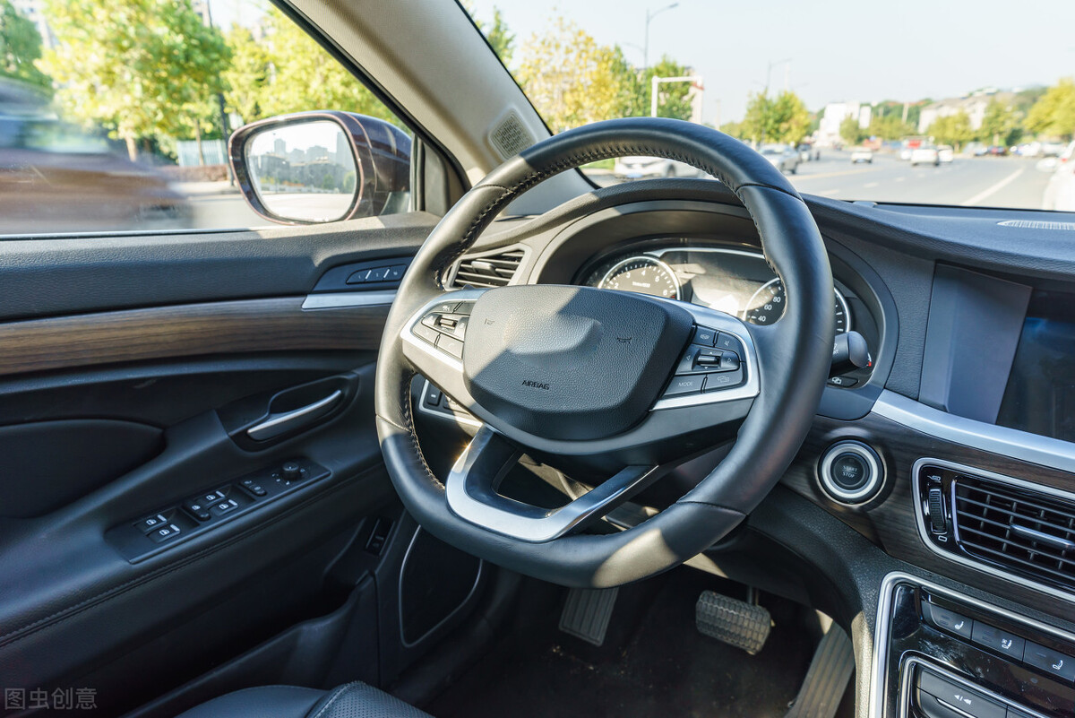 以公司名义买车还是租车划算,公司用车是租车还是买车划算