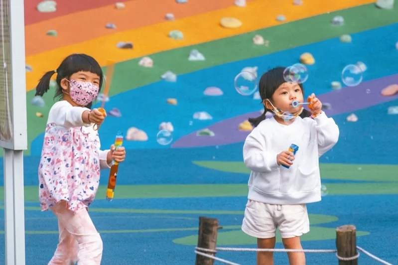 台媒最新“六都”民调：侯友宜满意度突破九成，台中人感觉最幸福