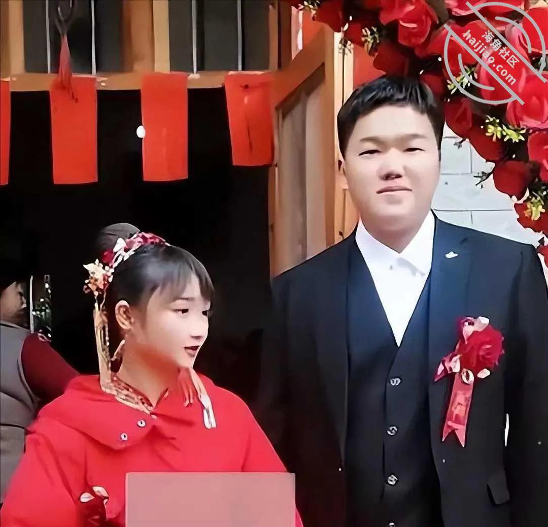 新娘娃娃脸惊呆网友,广西一对新人结婚新娘长成娃娃脸