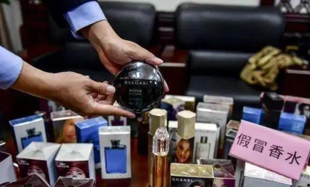 为什么代购大多都是假货,代购的东西到底是假货还是真便宜