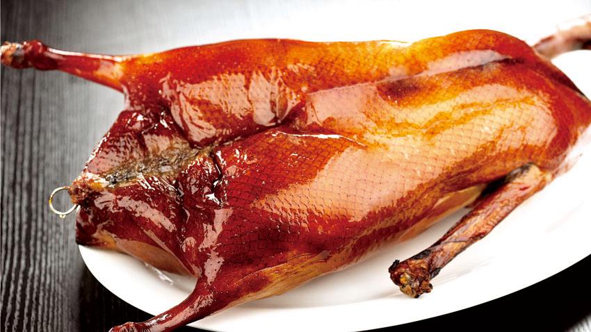 香港人吃的是粤菜还是港菜,香港菜什么风味