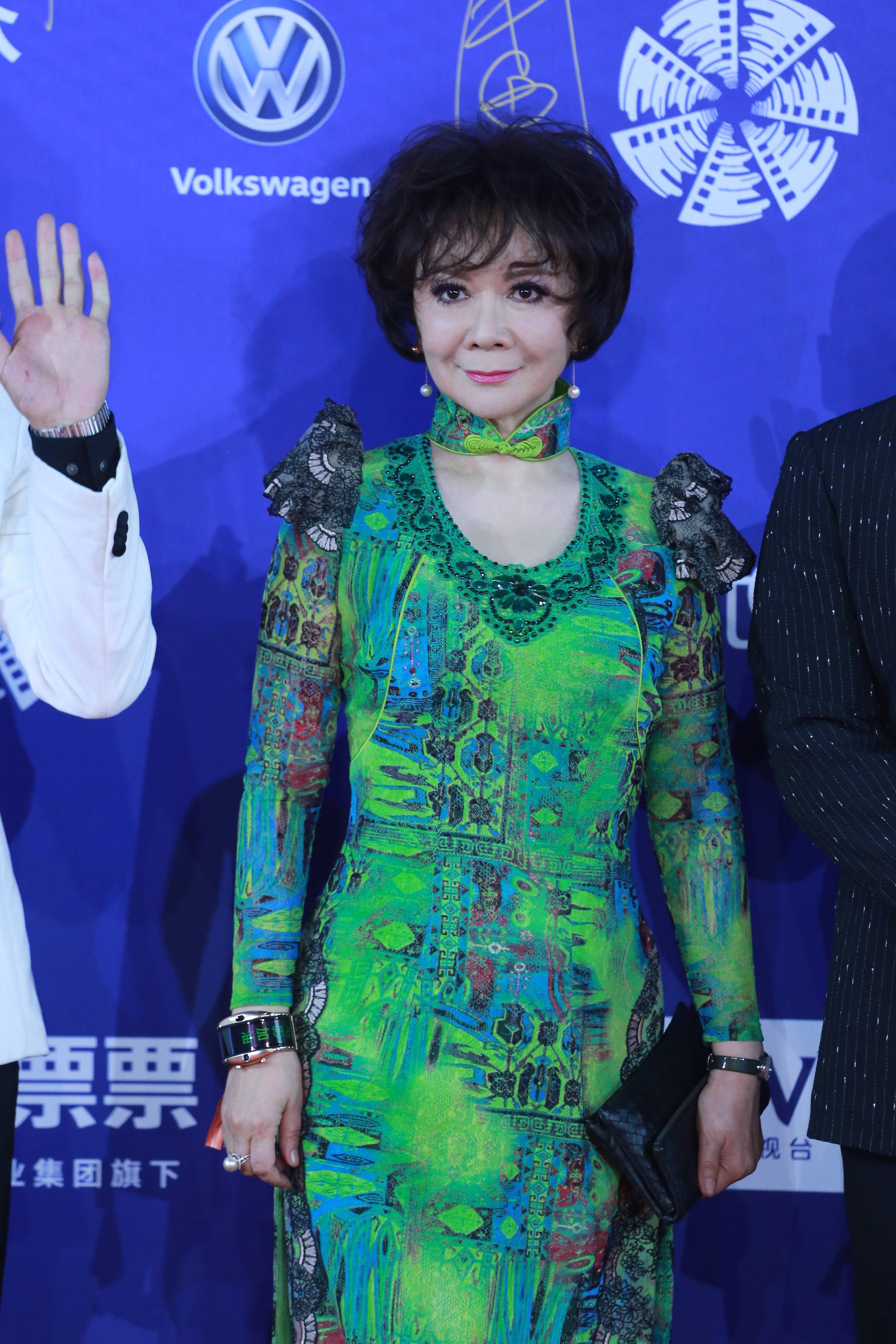 最失败硅胶脸的女星,硅胶脸女明星排行