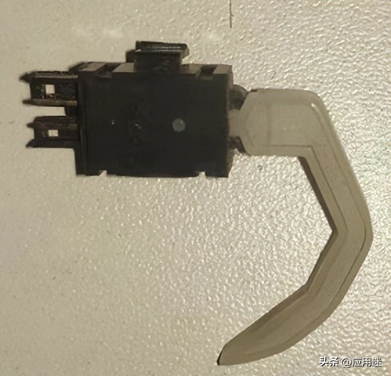 爱普生lq630kii更换进纸传感器,如何更换lq-630k针式打印机墨盒