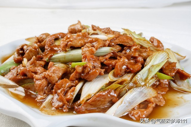 第一美食孜然羊肉怎么做最好吃,葱爆孜然羊肉怎样炒又嫩又好吃