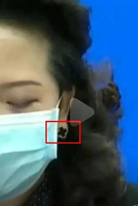 呼和浩特女副局长佩戴疑似3万元耳钉在网上火了