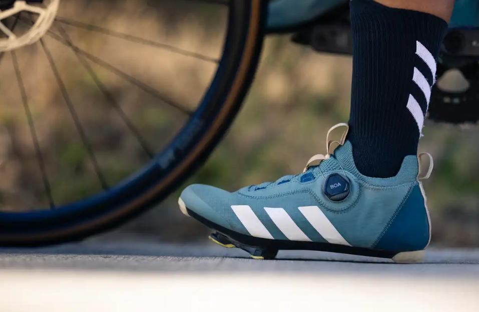 阿迪达斯带boa的篮球鞋,阿迪达斯BOA高尔夫男鞋