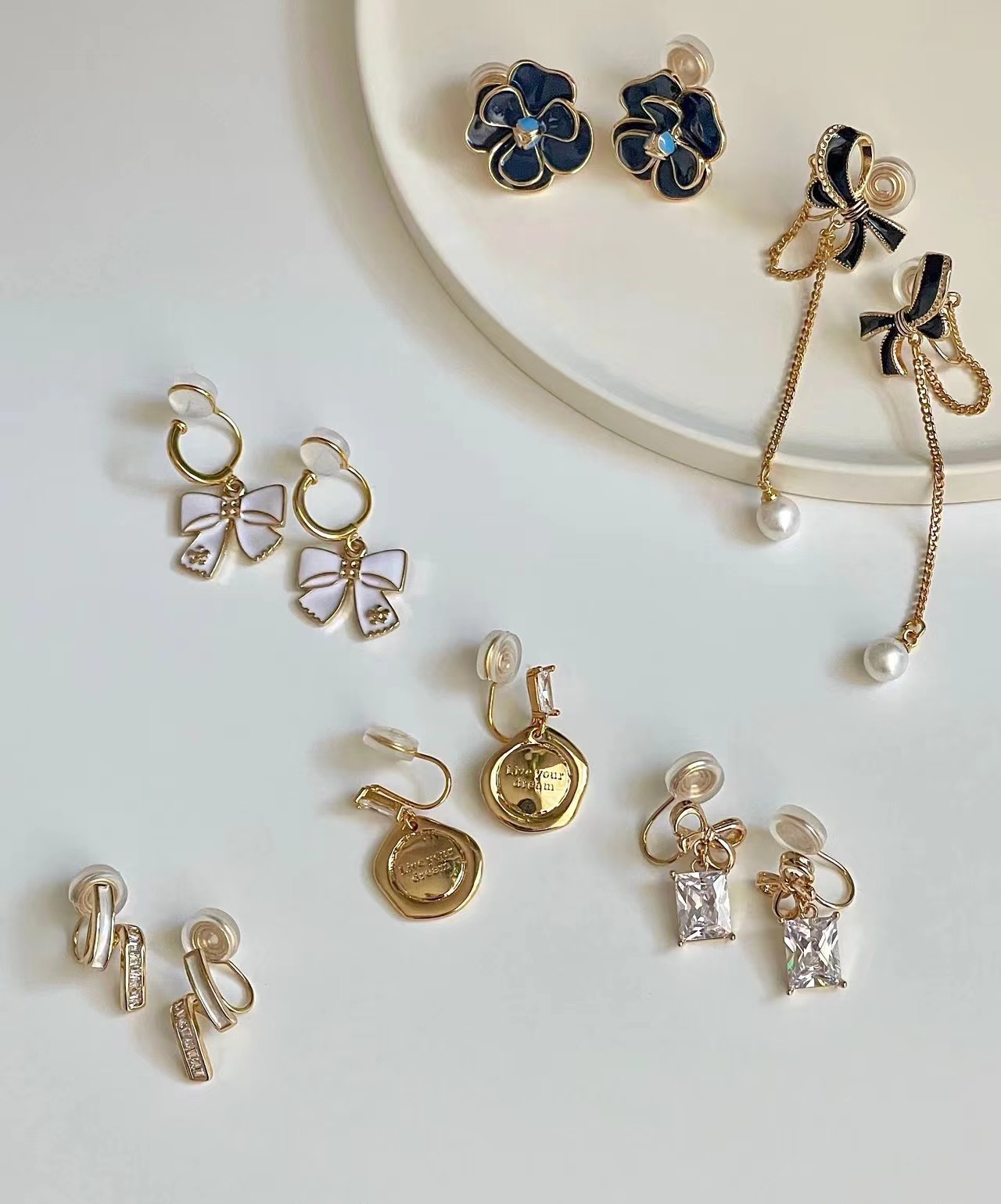 没耳洞也不用扎耳洞怎么戴耳环呢,不打耳洞也能戴耳环简直美翻了