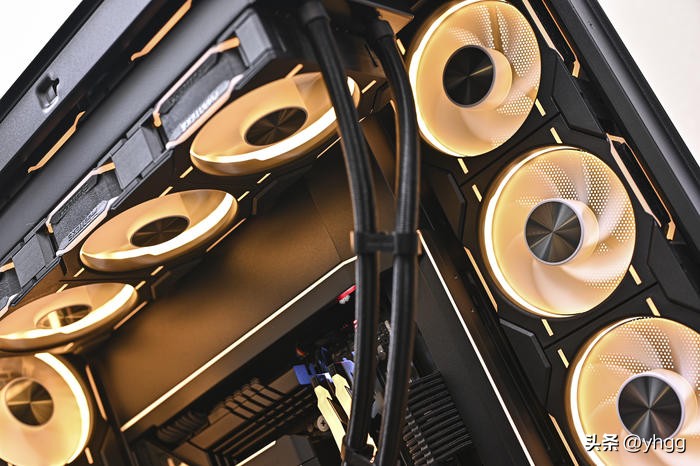 黑金全塔海景房——ROGZ790HERO+4080猛禽+追风者NV7装机展示