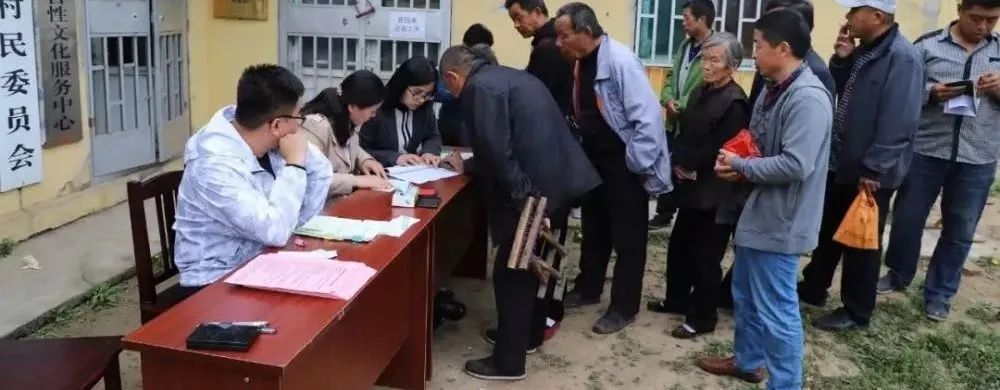 村委会有权扣押补偿款吗,强占村民拆迁补偿款怎么处罚