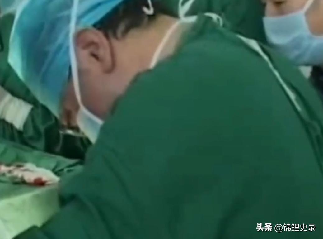 云南男子口臭骇人医生检查惊呼,云南男子口臭传奇故事