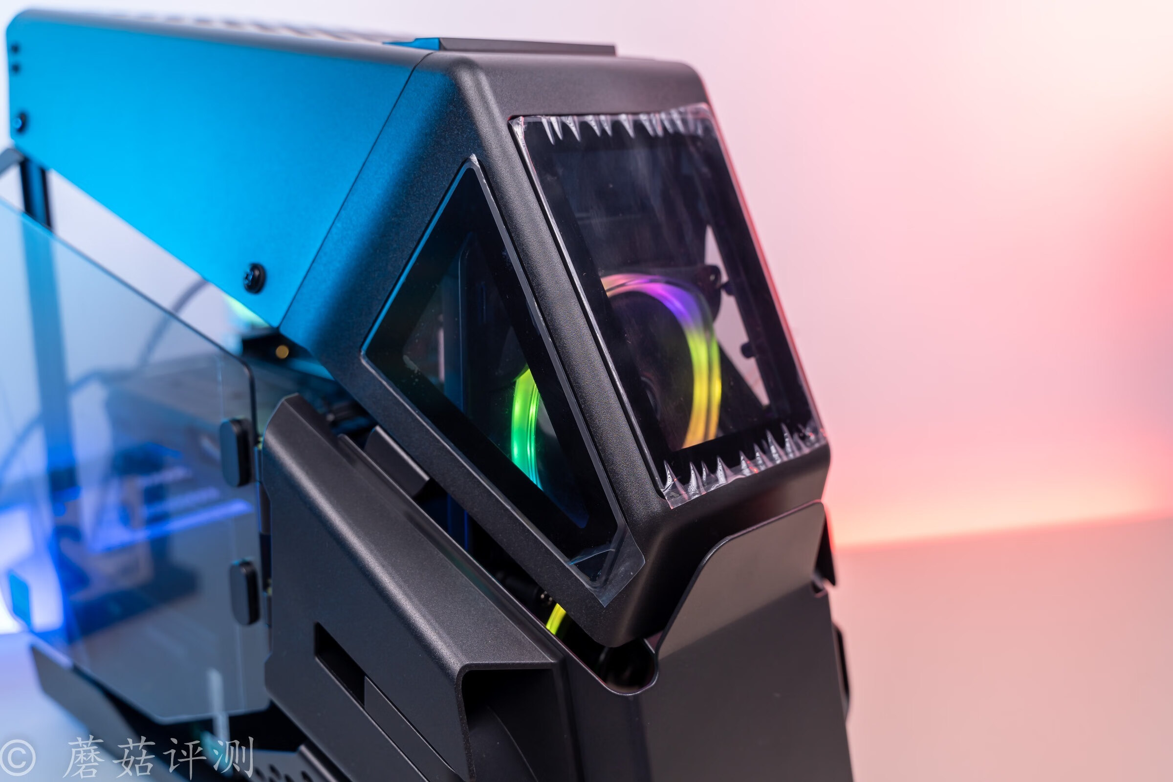 电脑主机可以玩的手柄游戏,高性能主机搭配低端显示器