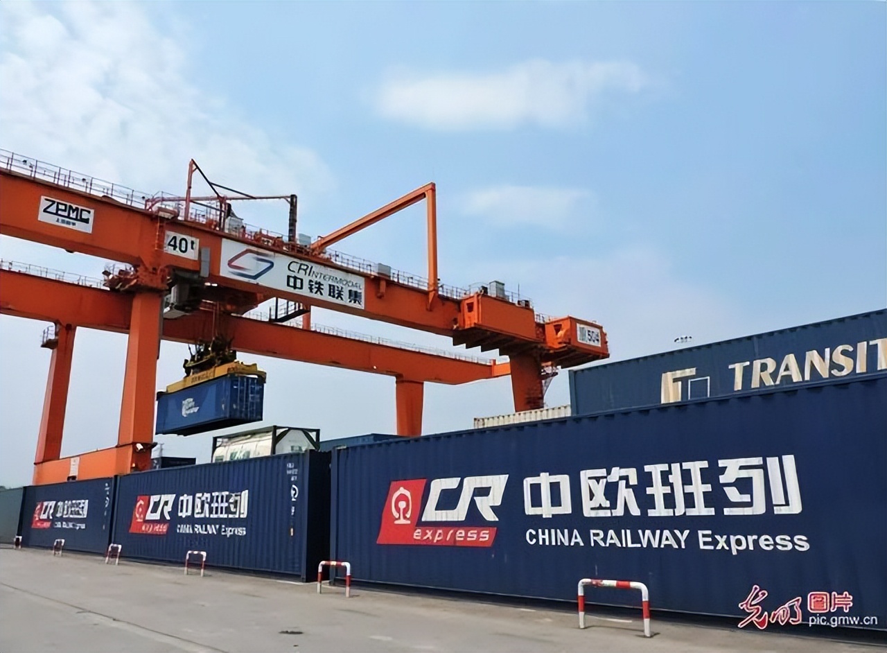 *党**雍视点|向外看:中国塑料材料“反向输入”正当时?