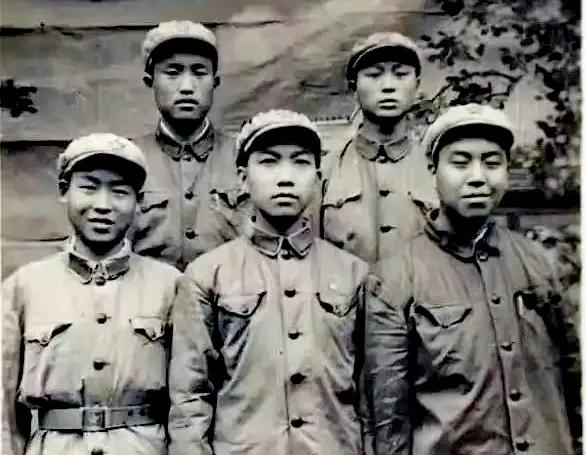 致敬墨脱的军人,不舍西藏墨脱退伍老兵泪别边关