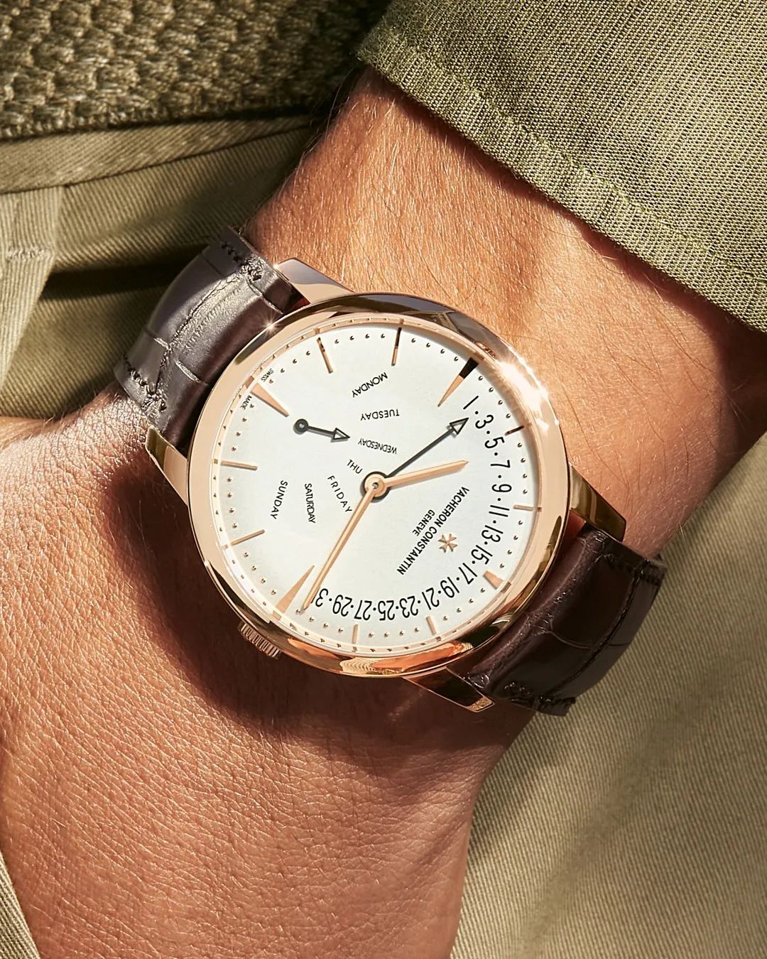 夏天皮带的多种用法大全,夏天应该戴皮带表还是钢带表