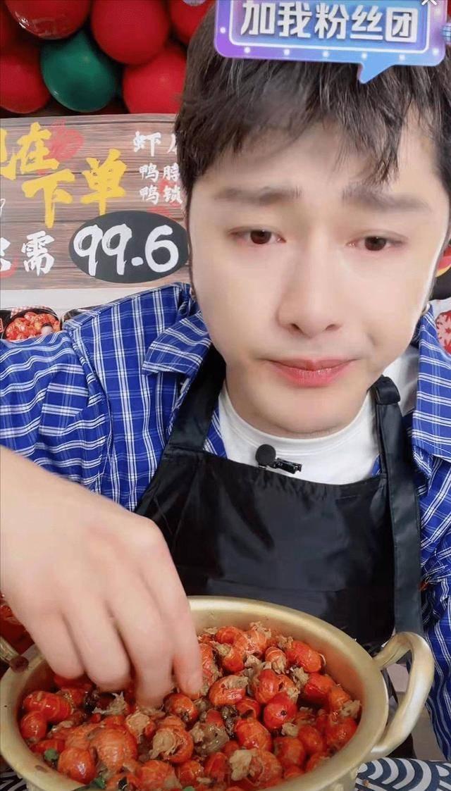 朱梓骁直播带货遭大妈哄抢,朱梓骁带货大妈抢东西