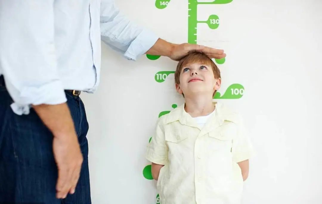 4周10个月女宝宝身高标准是多少,10岁女孩身高标准对照表2021