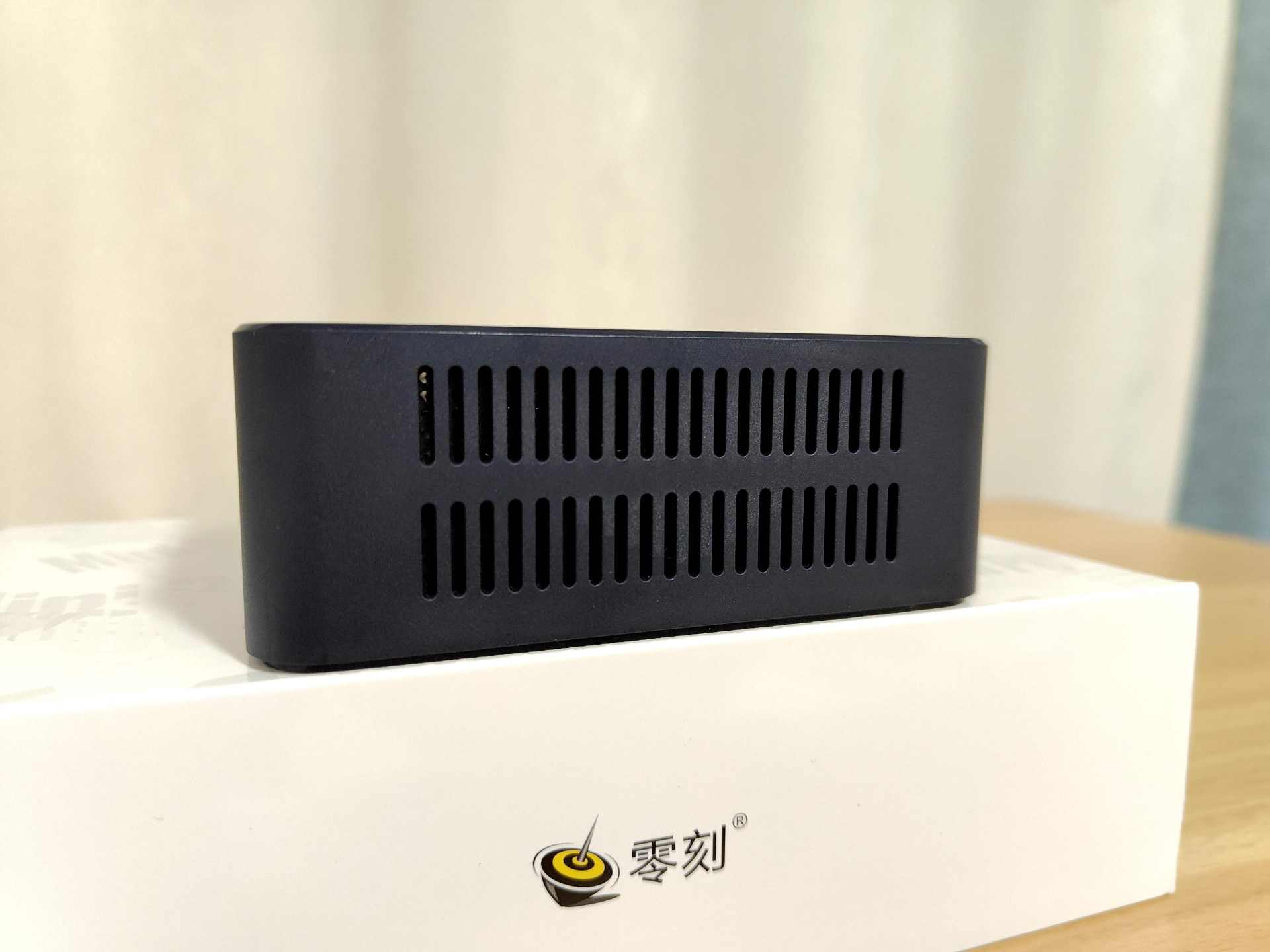 电脑主机也能装包入袋？不足千元的零刻EQ59迷你主机值不值得入手