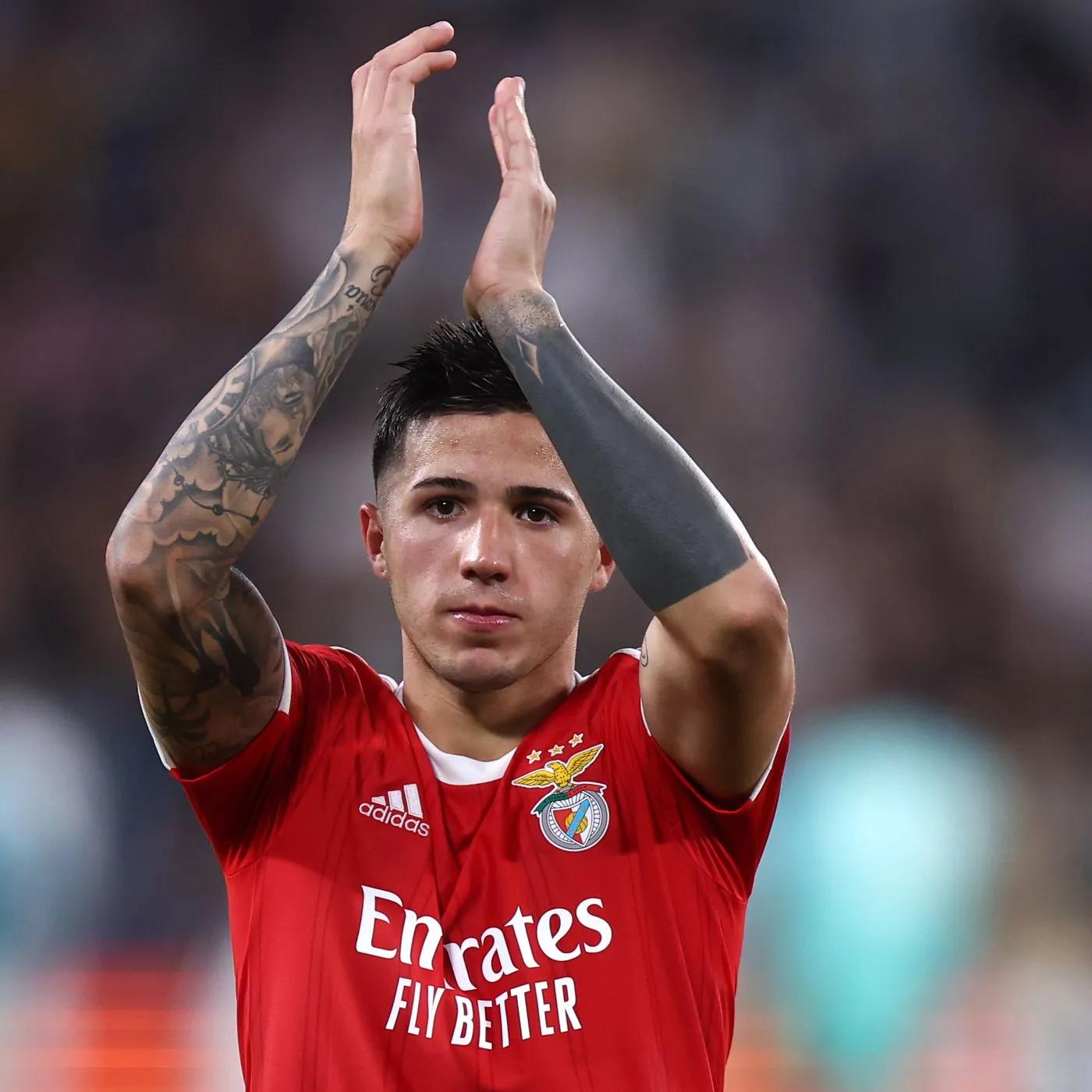 曼联到巴黎圣日耳曼转会,曼城对巴黎圣日耳曼首发名单