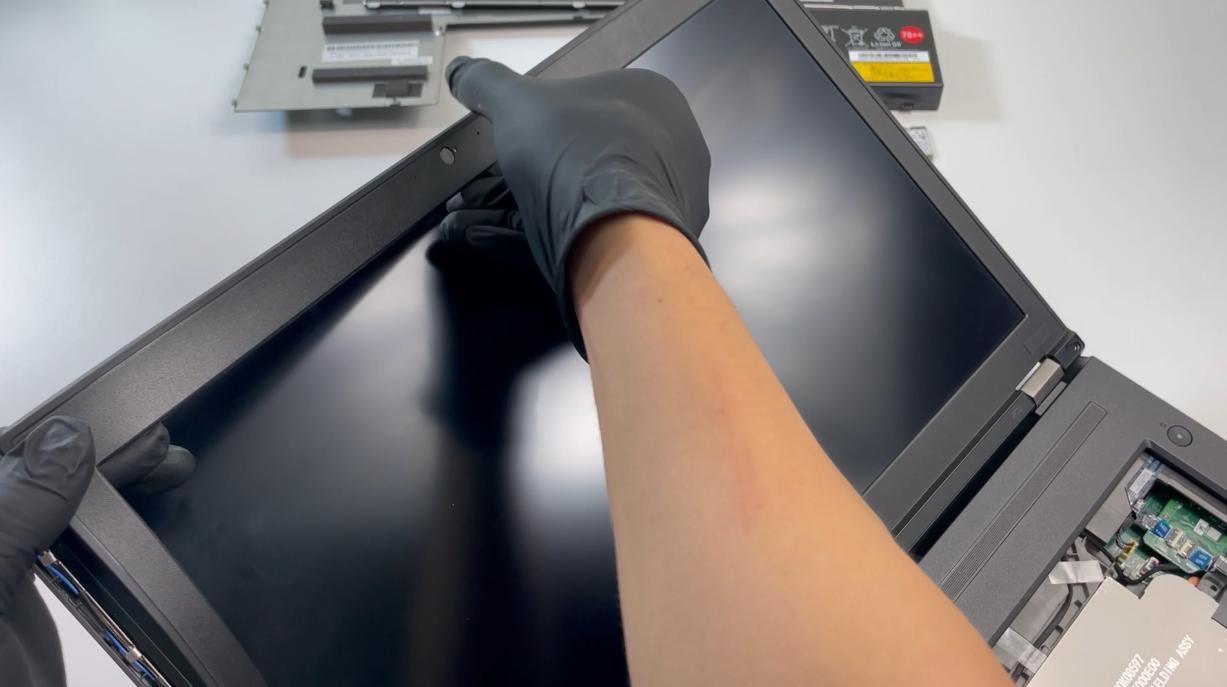 怎么辨别thinkpad是新旧配件组装,thinkpad原厂配置查询