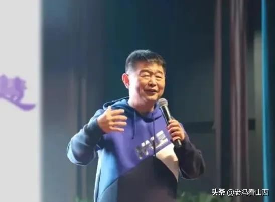白岩松经典演讲有关智慧,肖东坡经典感悟