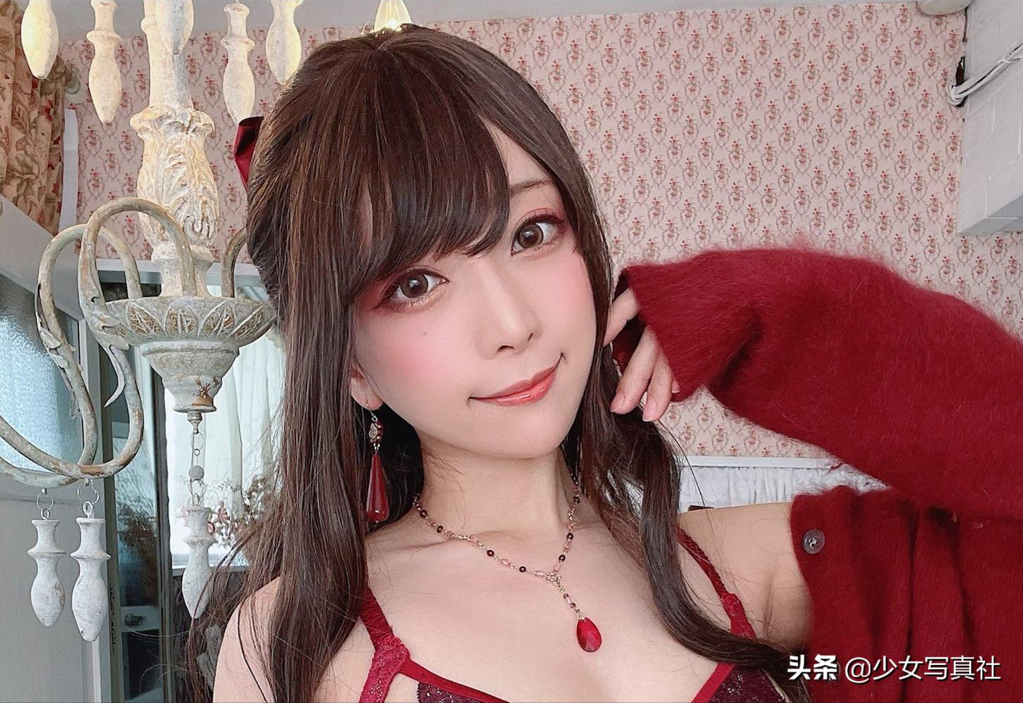 瀹湰褰╁笇骞磋交鐓х墖,瀹湰褰╁笇鐪熶汉鐓х墖