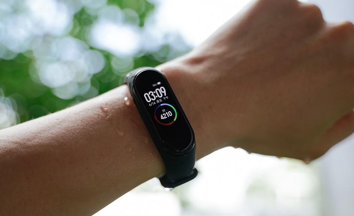 运动手环测评便宜还是贵好用呢,运动手环买哪一款比较好