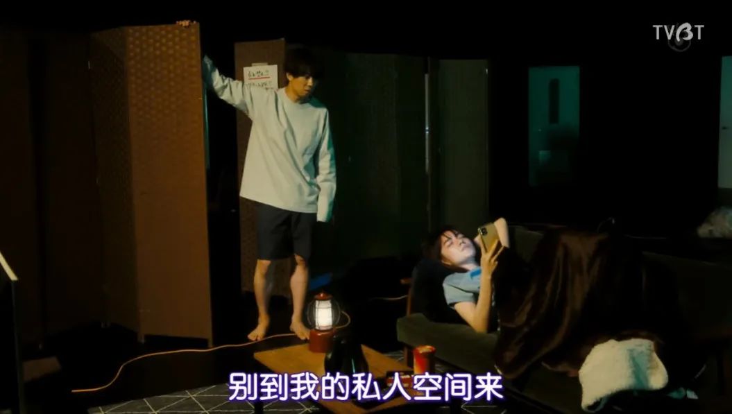 脑洞剧更新！富豪沦为宠物，美*上门女**服务？网友：做梦都不敢想