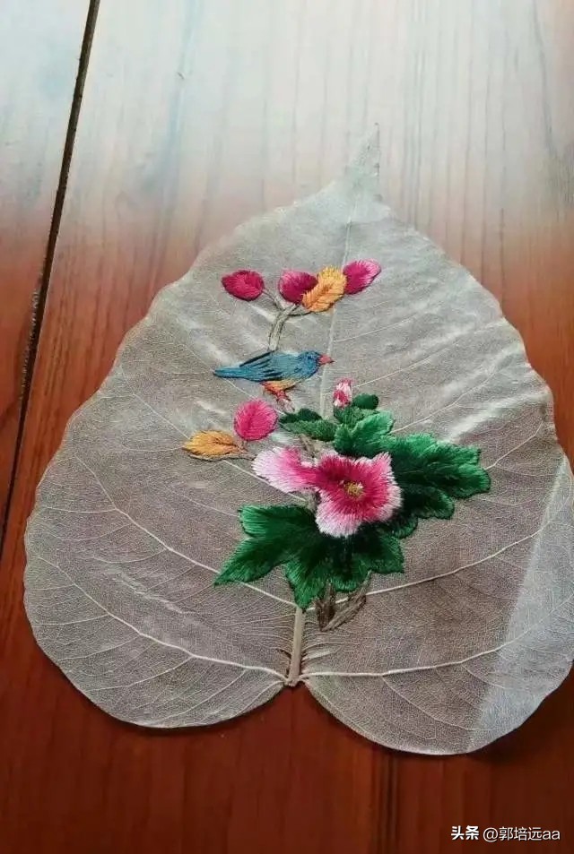 靠树叶一年赚8000万,一片树叶卖7000元