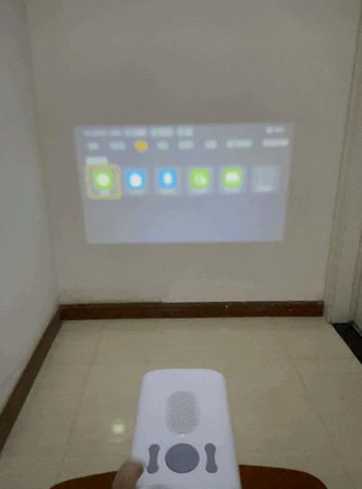 泰捷weboxt1投影200寸效果,泰捷weboxt1和小明投影对比