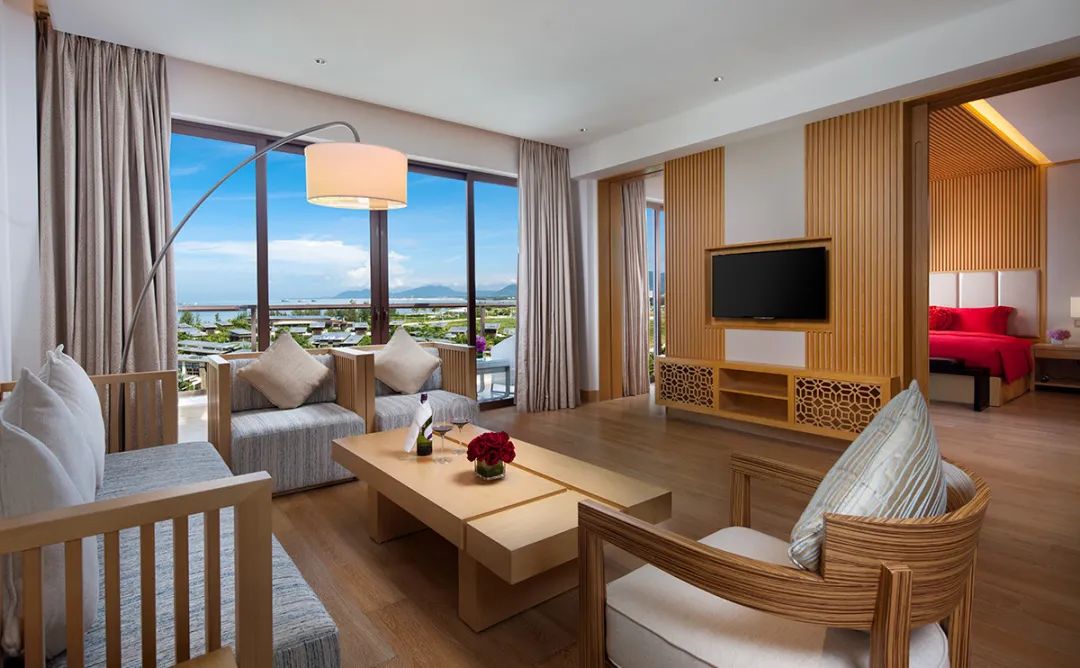 三亚皇冠假日酒店隔离免费,三亚隔离酒店免费么