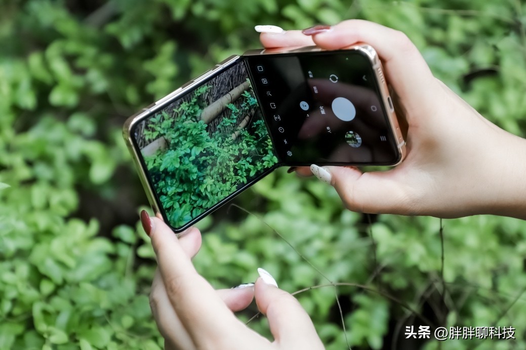 三星w23折叠屏手机一年使用感受,三星w23flip折叠屏深度评测